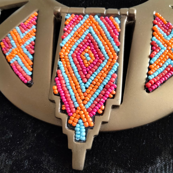 Iris Apfel & Bajalia Gold Toned Multicolored Beaded Bib Statement Necklace - Picture 7 of 9